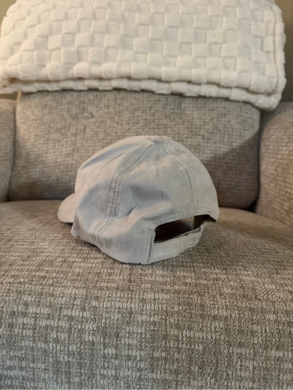 Classic Suede Baseball Cap - Light Gray